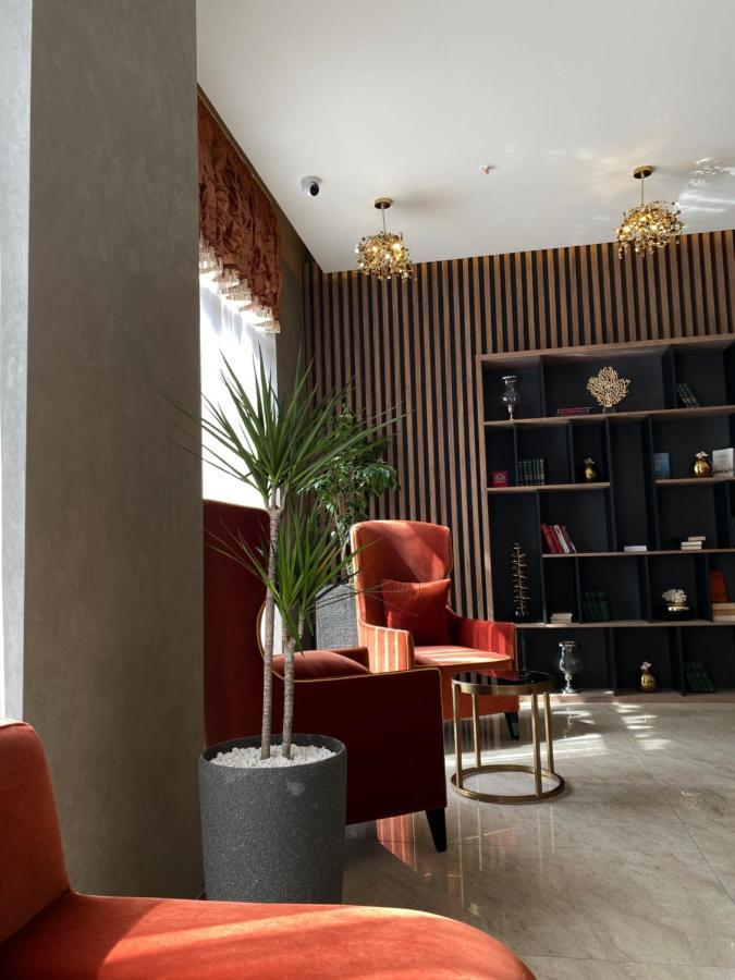 Marjan Plaza Hotel Тбилиси Екстериор снимка
